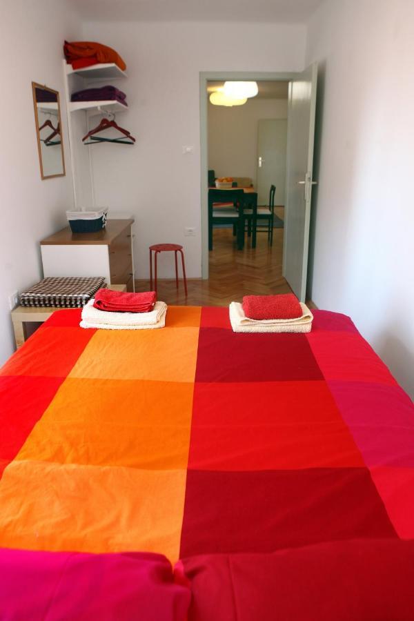 Spacious Piran Central Apartment For 5 Pax Bg Exterior photo